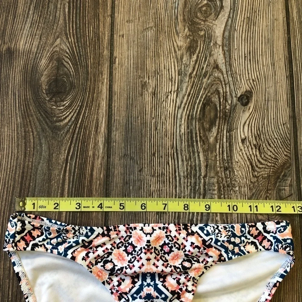Xhilaration Black & Pink Pattern Scrunch Bottom